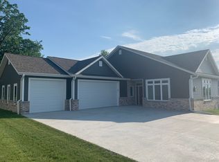 1167 Carolyn Blvd, Mayville, WI 53050