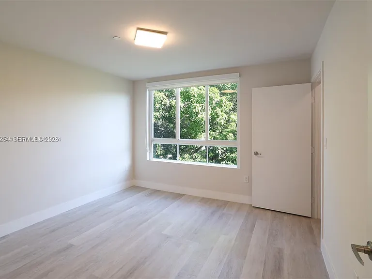 2555 NE 193rd St #2206 — Photo 16