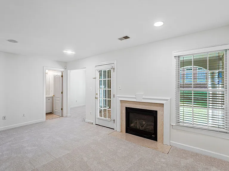 7720 Spoleto Ln — Photo 49