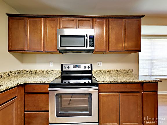 5th image of 125 Birch Creek Cir
