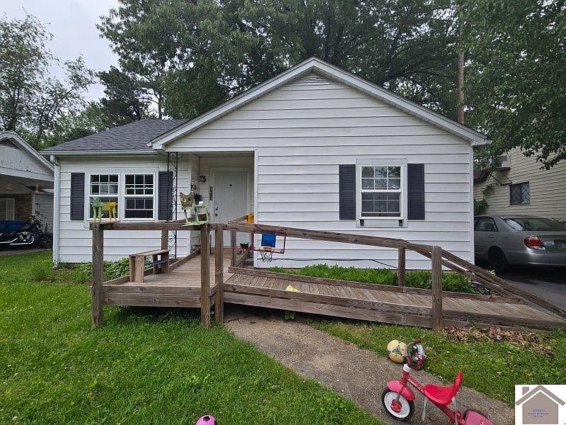 1st image of 1702 Miller Ave