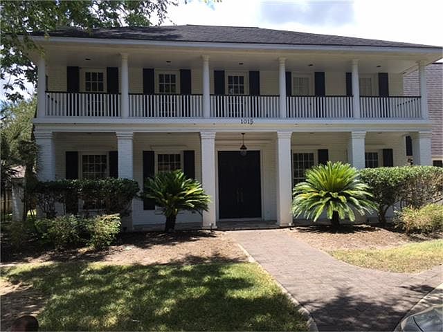 1st image of 1015 Parkstead Dr