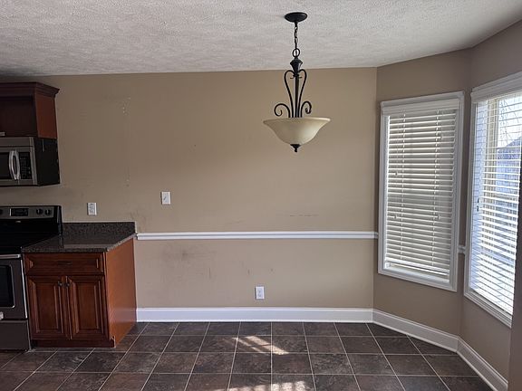 4th image of 1586 Cobra Ln
