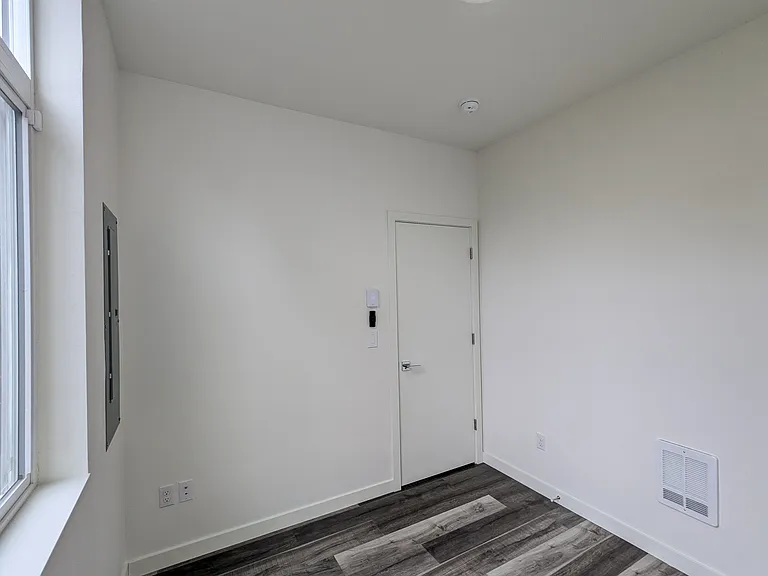 33 W Etruria St — Photo 14