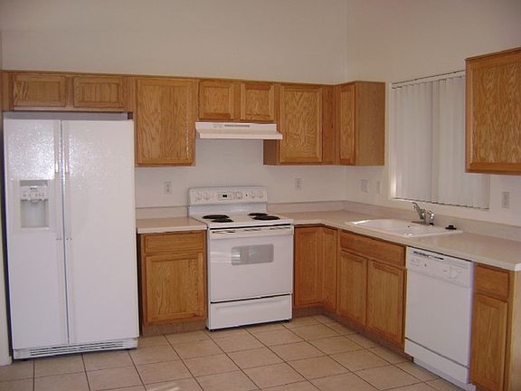 3rd image of 8725 E Nido Cir