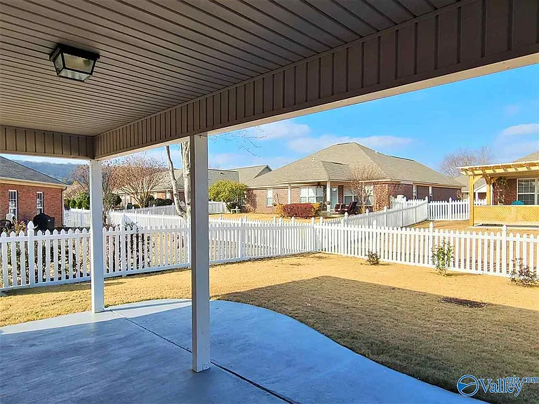 5308 Frankford Dr SE — Photo 16
