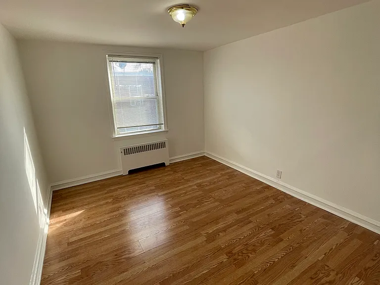 1546 Stevens St — Photo 5