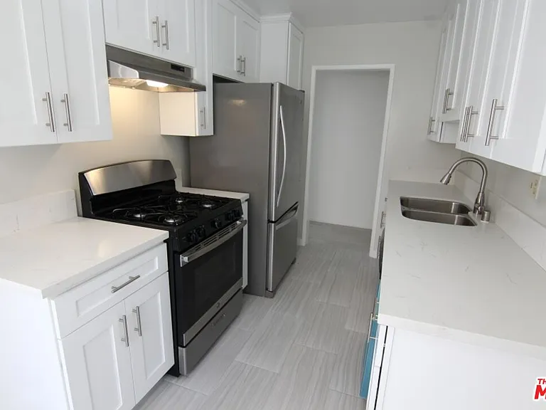 1825 Glendon Ave #6 — Photo 5