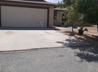 7453 Sherwood Rd, Joshua Tree, CA 92252