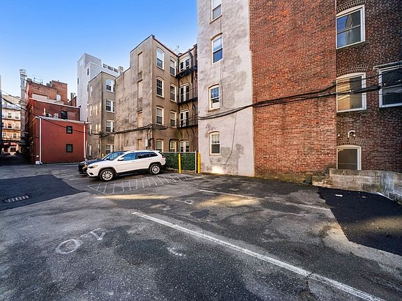 2nd image of 5-7 Jerusalem Pl