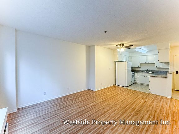 2nd image of 3848 Overland Ave APT 123