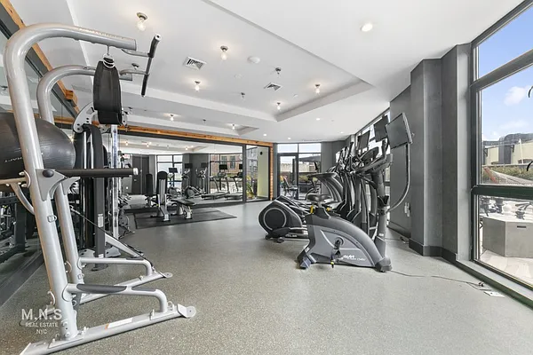 Rented by MNS | media 72