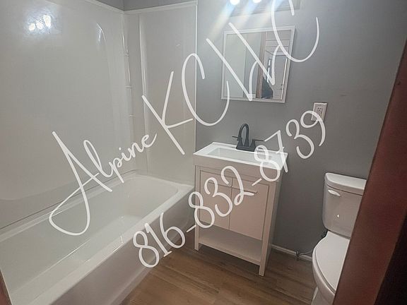 3rd image of 5601 SW Lakefront Ln S #29