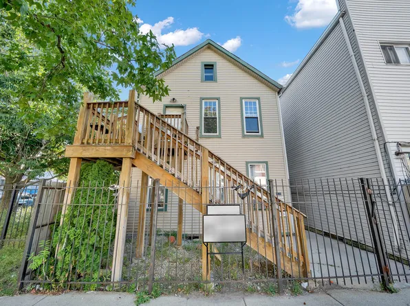 4535 S Wood St, Chicago, IL 60609