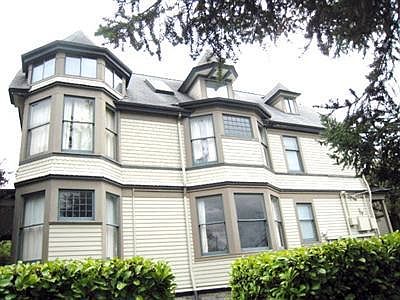 1st image of 424 N Tacoma Ave APT 1