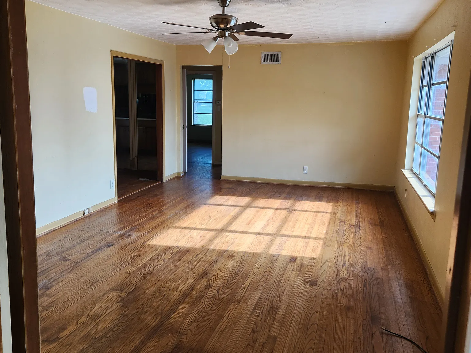 6168 County Road 988 — Photo 4