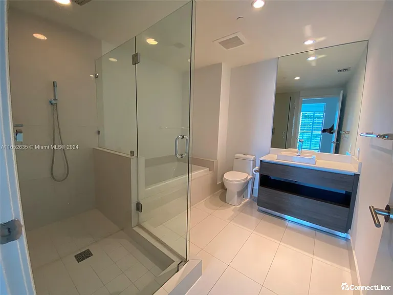 1100 S Miami Ave #3408 — Photo 6