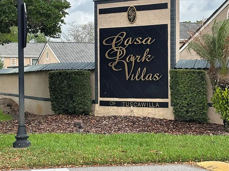 610 Casa Park Ct #H-H-610H — Photo 2