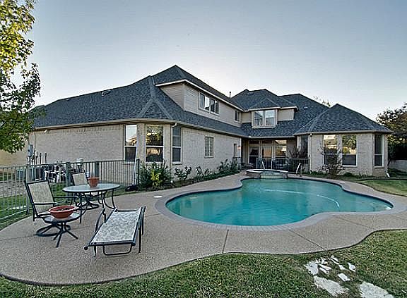 2nd image of 7005 Orchard Hill Ct