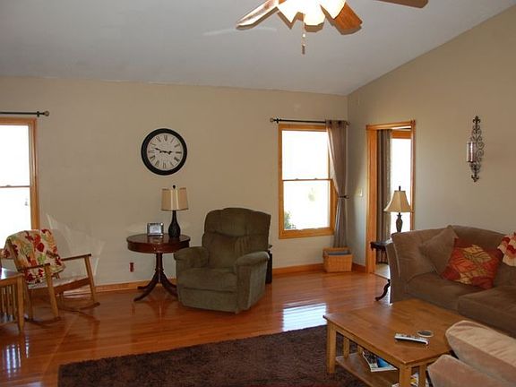 3rd image of 6419 S County Road 275 E