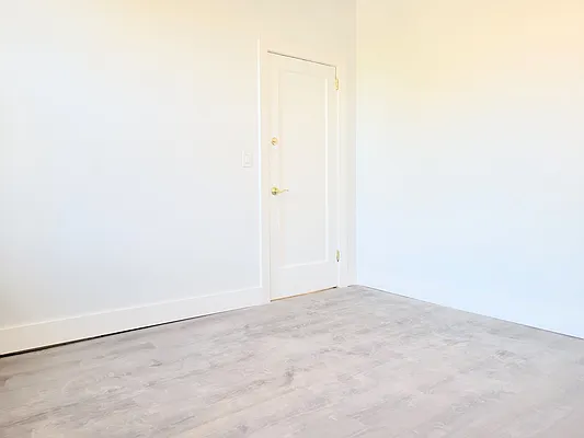 Rented by Virtual Real Estate | media 12