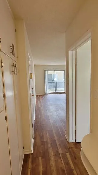 1352 N Citrus Ave #3 — Photo 14
