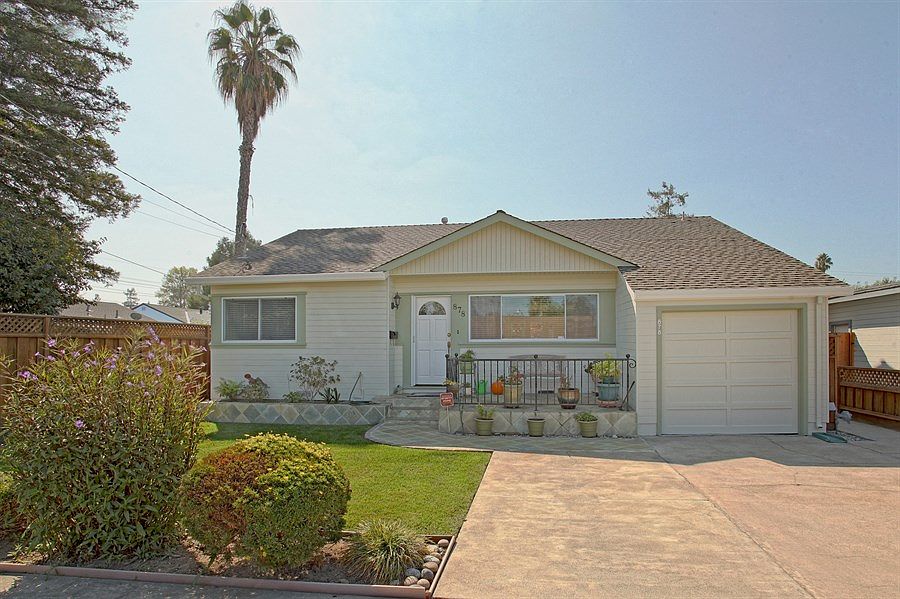 1st image of 878 Acacia Ave