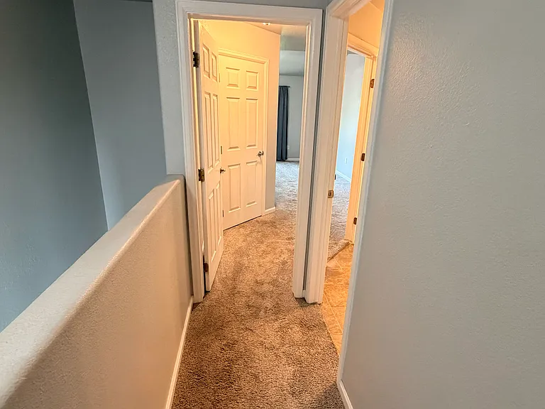 2031 Oakcrest Cir — Photo 16