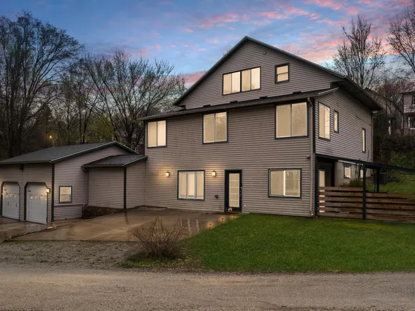 302 Coffee St E, Lanesboro, MN 55949