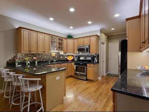 4th image of 1873 Westleigh Dr #1873