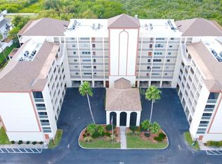 9000 Commodore Dr APT 403, Seminole, FL 33776