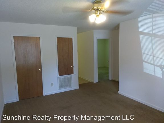 4th image of 1410 Cleveland Ave APT B2