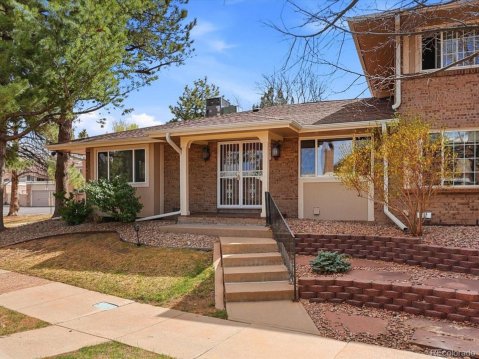 1st image of 3330 S Oneida Way