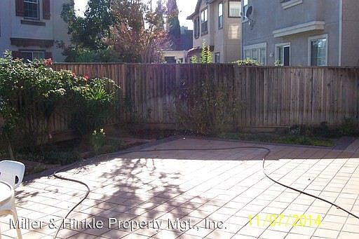 2nd image of 1334 Hazlett Way