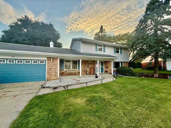 3811 Abbotsford Rd, Rockford, IL 61107