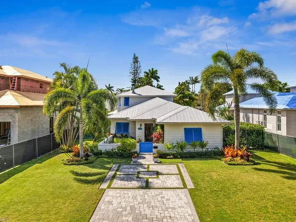 1034 7th AVE N, NAPLES, FL 34102