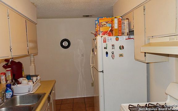 4th image of 5235 Witt St