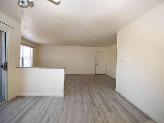 4th image of 5055 W Hacienda Ave Unit 1072