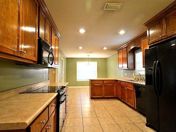 2nd image of 3654 Hearthstone Dr