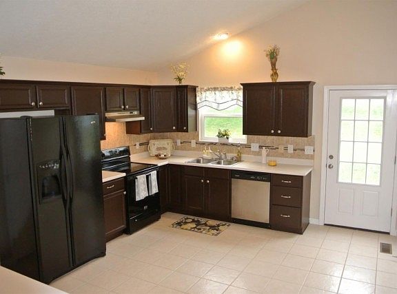 3rd image of 1336 Shenandoah Ct