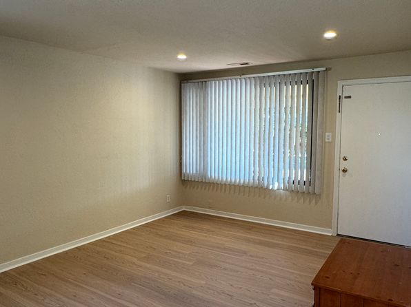 (undisclosed Address)