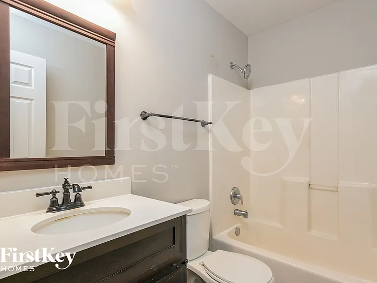 256 Cherrywood Parc Dr — Photo 13