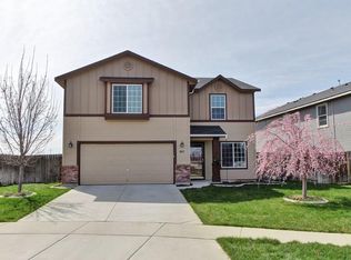 847 W Woodpine St, Meridian, ID 83646