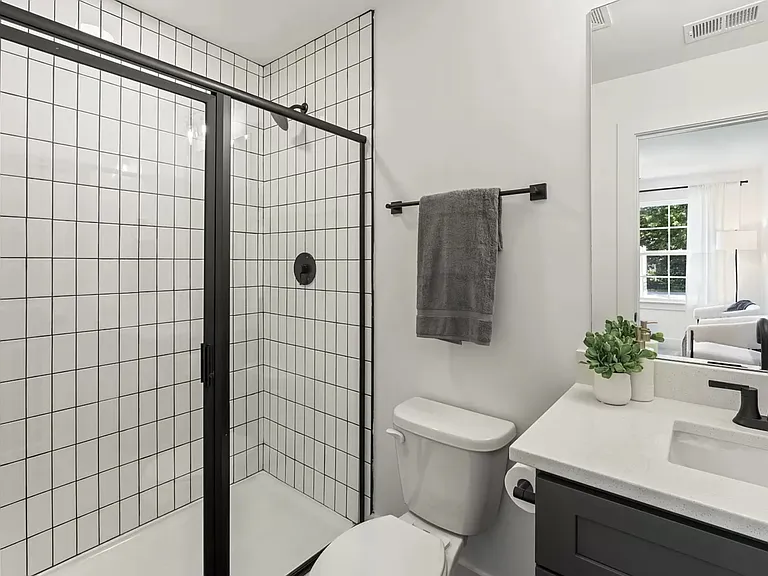 700 N Dupont Ave #212B — Photo 31