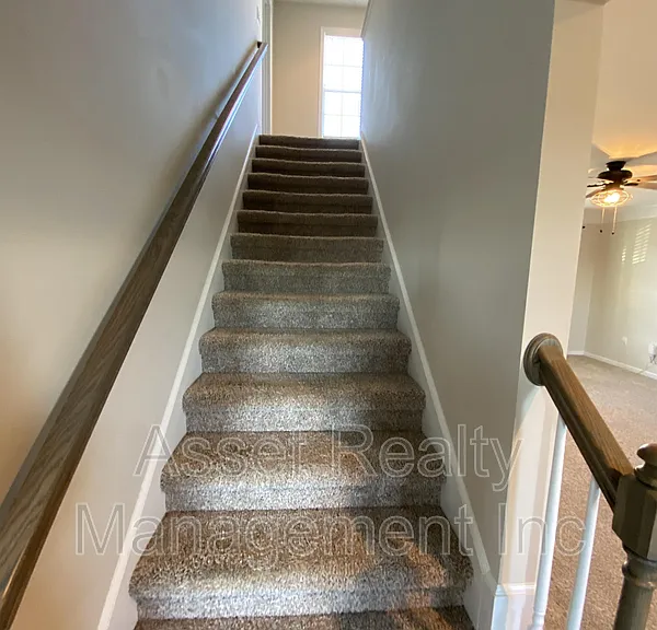 1116 Cloud View Dr — Photo 13