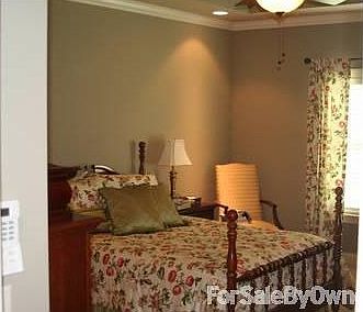 5th image of 6060 Clubhouse Dr
