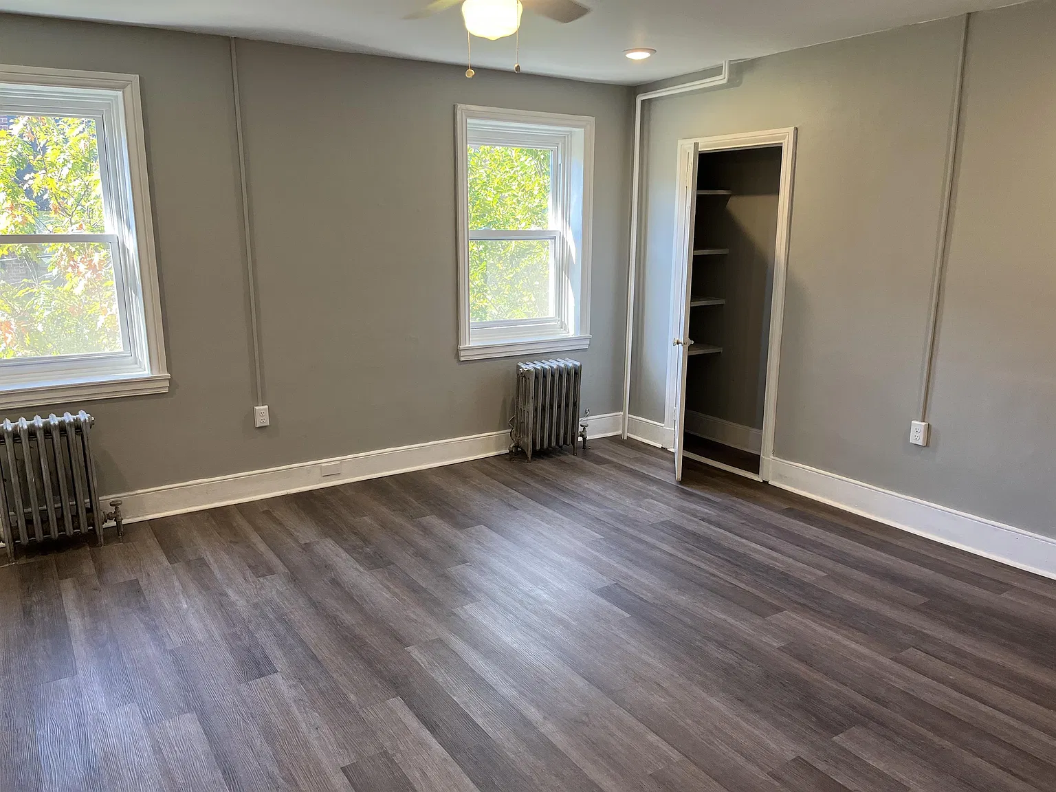 519 Fairmount Ave — Photo 3