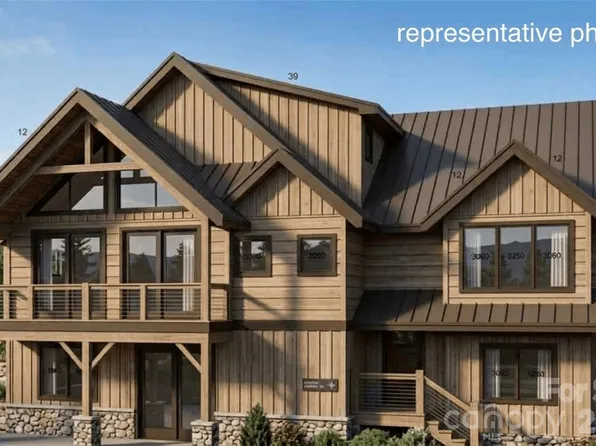 301 Awohali Trl, Maggie Valley, NC 28751