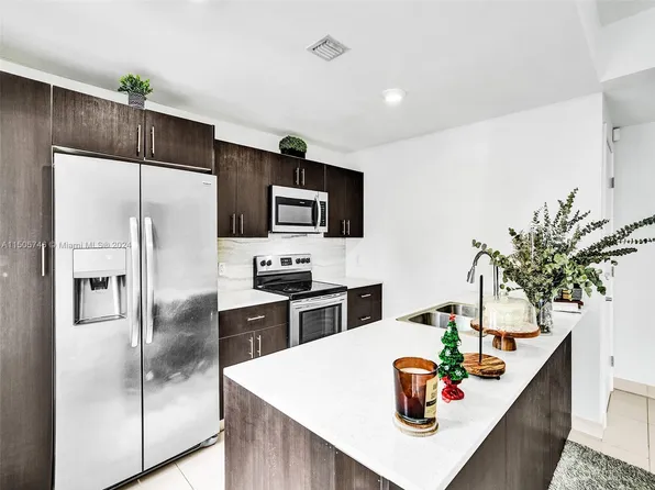 13718 SW 259th Ln, Homestead, FL 33032