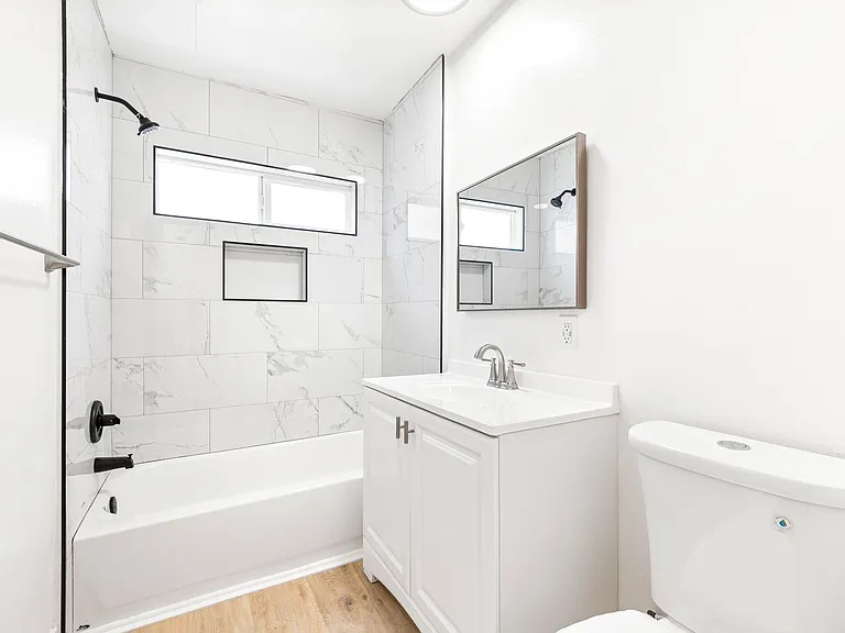 5330 Corteen — Photo 7